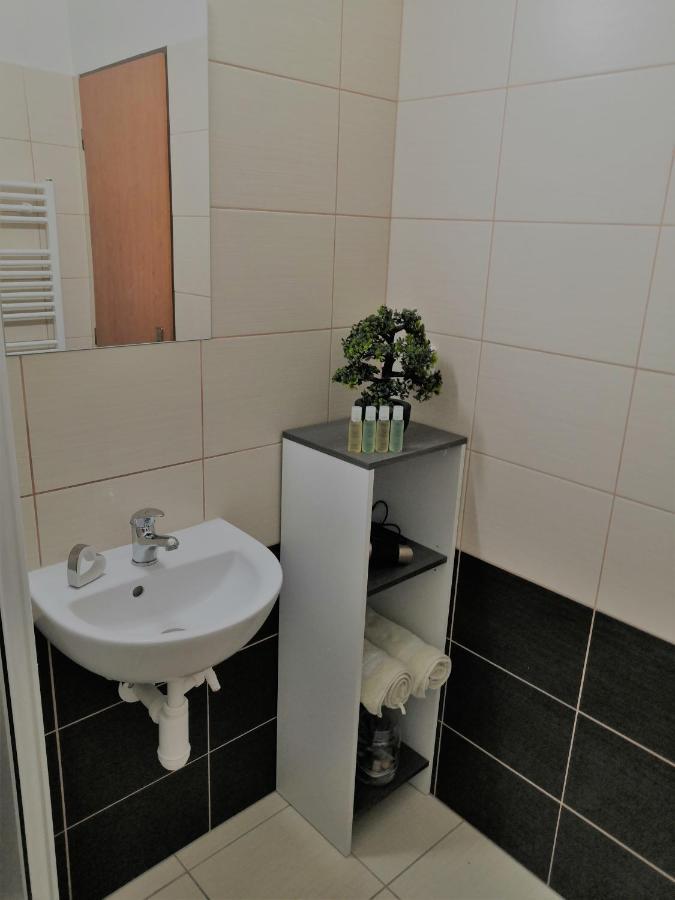 Apartia Krenova, Brno-Center Eksteriør bilde